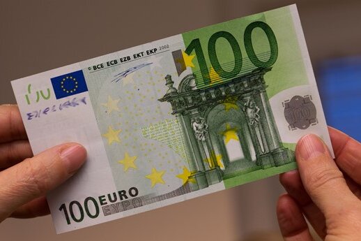 Polizei warnt vor falschen 100 Euro Scheinen - 