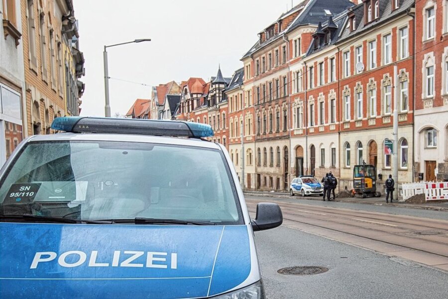 Polizeieinsatz in der Plauener Südvorstadt: Das steckte dahinter - Einen Polizeieinsatz hat es am Mittwochvormittag an der Oelsnitzer Straße gegeben.