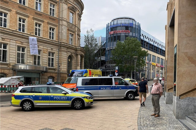Polizeieinsatz am Landratsamt in Plauen: Ein 45-jähriger Mann war im Inneren der Kreisbehörde offenbar ausgerastet.hlig