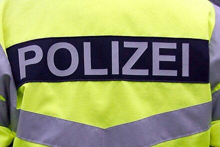Polizeikontrolle: Erzgebirger hat über 400 illegale Feuerwerke dabei - 