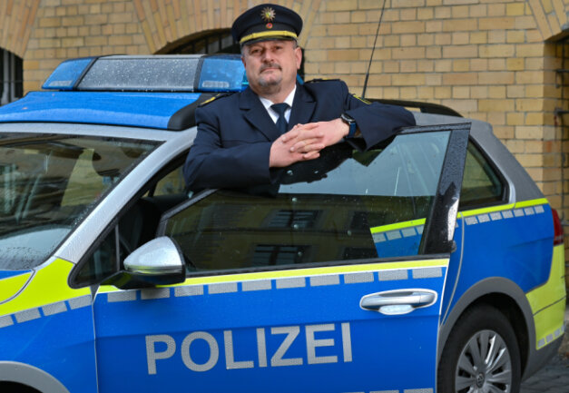 Polizeipräsident Demmler verteidigt Strategie - René Demmler, Präsident der Polizeidirektion Leipzig
