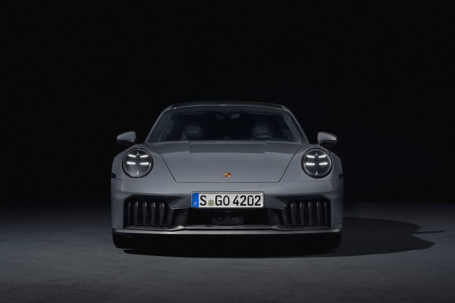 Porsche elektrifiziert den Elfer – zumindest ein bisschen - Der neue Motor für Coupé, Cabrio und Targa des 911 GTS heißt T-Hybrid.