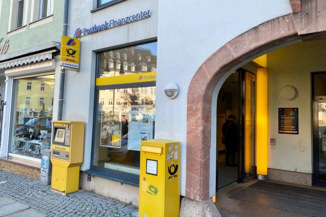 Die Postbank in Mittweida hat am Dienstag geschlossen. Die Angestellten sind bei einer Betriebsversammlung.