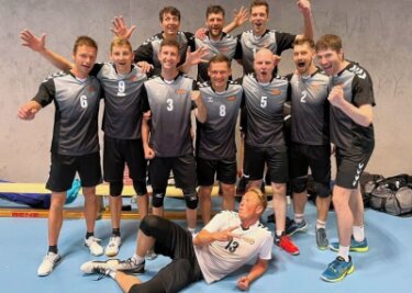Premiere fast mit Bronze gekrönt - Die Volleyballer des VC Zschopau konnten sich bei der Deutschen Senioren-Meisterschaft auch über Platz 4 freuen.