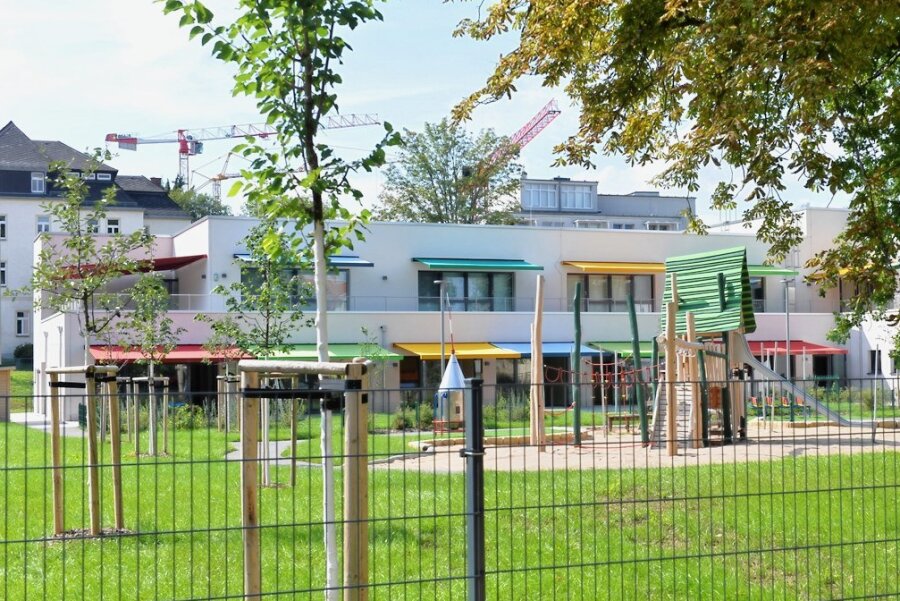 Der Umzug der mehr als 100 Kinder und Betreuer in die neue Villa "Kunterbunt" an der Lessingstraße in Freiberg ist wegen eines baulichen Problems verschoben worden. 