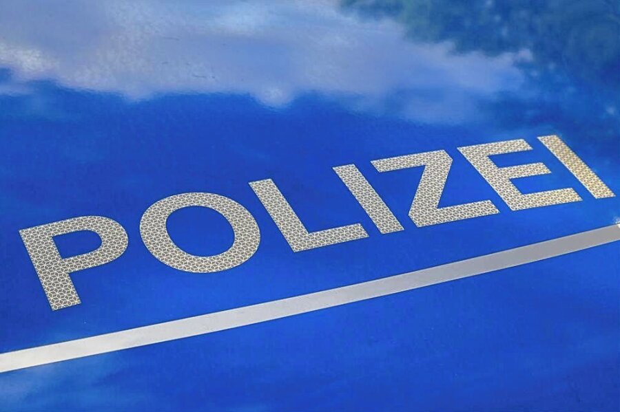 Promillefahrt: Koch aus Plauen betrunken im Audi unterwegs - Die Polizei beendete am Sonntagabend in Plauen die Autofahrt eines alkoholisierten Restaurantmitarbeiters, der von der Arbeit kam.