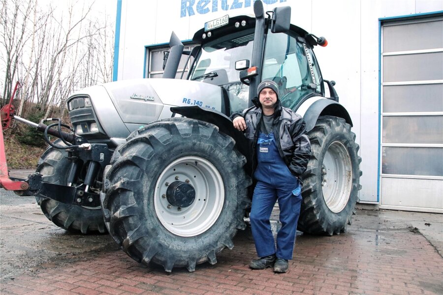 Protestaktionen ab Montag auch im Vogtland: Kreisbauernverband rechnet mit Tausenden Teilnehmern - Tino Glaß aus Falkenstein will mit seinem Traktor kommende Woche zur Demonstration fahren.