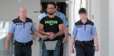 Prozess gegen "Machetenmann" ans Landgericht Chemnitz abgegeben - 