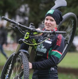 Radspezialistin tüftelt an Weltneuheit mit - Ingo Berbig - Daniela Storch startet für den RSV Chemnitz. Sie bestreitet jährlich bis zu sechs extrem schwere Mehrtagesrennen in verschiedenen Ländern.