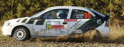 Rallye-Asse fahren in der Region um Meistertitel - 