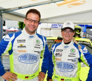 Rallye-Pilot hat Top 3 im Blick - Philip Geipel und seine Beifahrerin Katrin Becker-Brugger wollen sich bei der Deutschen Rallye-Meisterschaft einen Platz unter den besten drei Teams sichern. Den Auftakt gibt es an diesem Wochenende praktisch vor der Haustür bei der Erzgebirgsrallye.