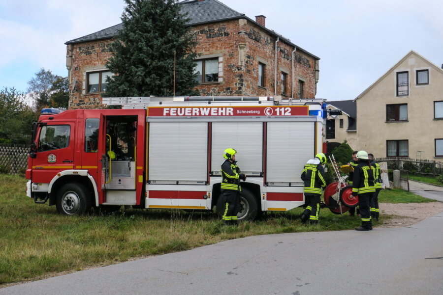 Rauchentwicklung in Garage - Feuerwehreinsatz - Am Wiesenweg war es am Dienstag zu starker Rauchentwicklung gekommen.