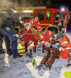 Rauschebart gewinnt Wettbewerb - Die Szene von der Rettung des Weihnachtsmanns. 