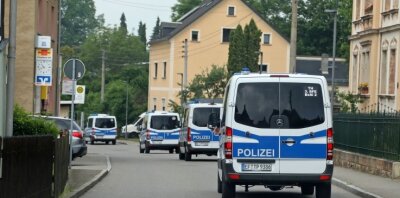 Razzia in Bräunsdorf: Kiloweise Drogen gefunden - Am frühen Morgen des 7. Juni war die Polizei in Bräunsdorf angerückt und hatte eine Razzia durchgeführt.