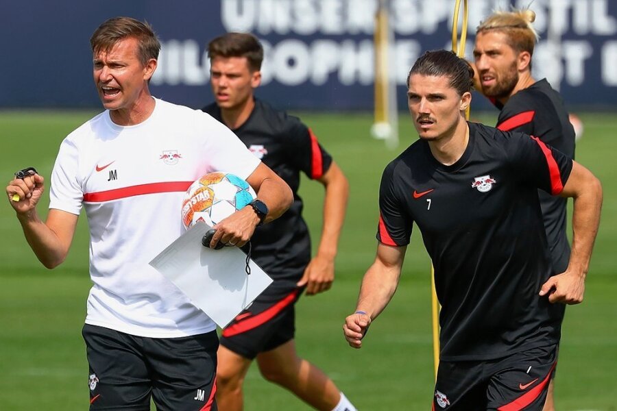 RB-Trainer Jesse Marsch (l.) und Kapitän Marcel Sabitzer, der nach seinem Fehlen beim Pokalspiel in Sandhausen wieder einsatzbereit ist. Um den Österreicher gibt es Gerüchte über einen Wechsel zu Bayern München. 