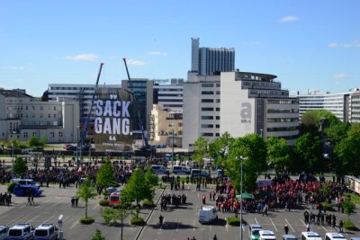 Rechtsextreme und Gegner demonstrieren in Chemnitz: Liveticker zum 1. Mai zum Nachlesen - 