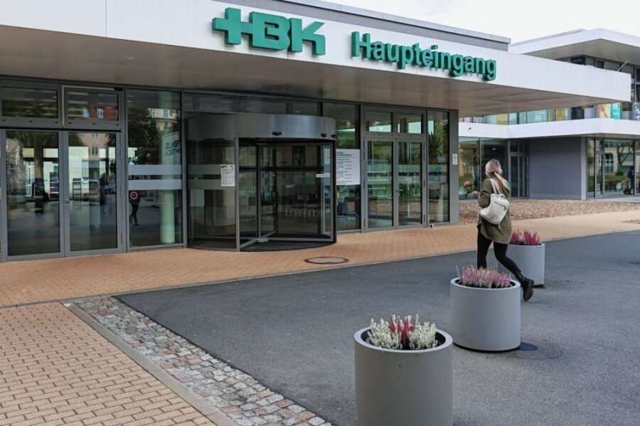 Rechtsstreit im Zwickauer Krankenhaus erneut verschoben - Das Heinrich-Braun-Klinikum in Zwickau. (Archiv)