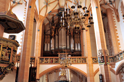 Region steht unter Beobachtung - Die spätgotische Hallenkirche St. Annen ist ein einzigartiges Baudenkmal und beherbergt zahlreiche kulturhistorische Kunstschätze. Nach umfangreichen Sanierungen zeigt sich die St. Annenkirche wieder im ursprünglichen Zustand des 16. Jahrhunderts.