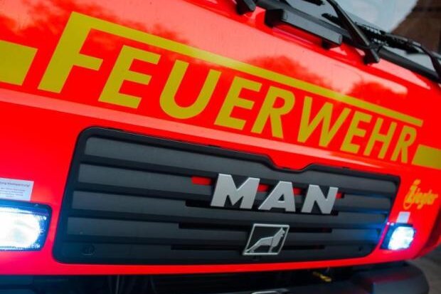 Reichenbach: Feuerwehren rücken in Firma Mahle aus - Symbolbild.