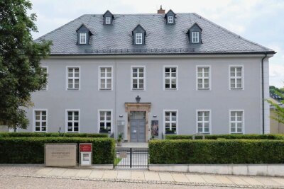 Reichenbach: Hin und Her um Konzept für Museen - Für das Neuberin-Museum ist die weitere Förderung durch den Kulturraum gesichert. 