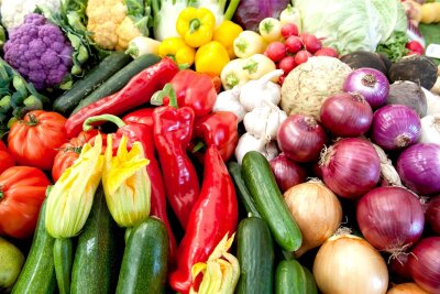 Reichenbach im Vogtland lädt für Samstag zum ersten Frischemarkt der Saison ein - Beim Reichenbacher Frischemarkt bleibt es nicht nur beim Angebot von Obst und Gemüse.