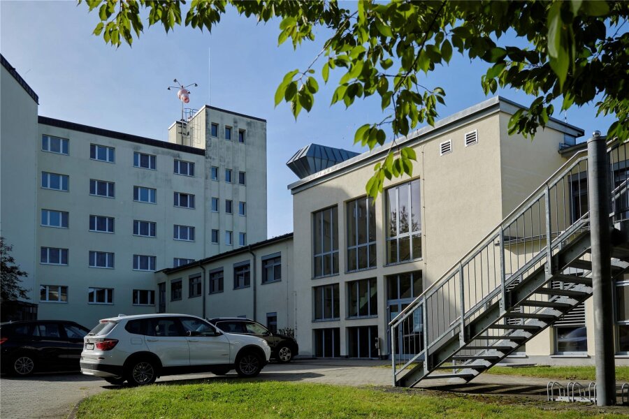 Reichenbacher MVZ-Ärzte jetzt online zu finden - Im Gebäude rechts ist das neue Reichenbacher MVZ zu finden.