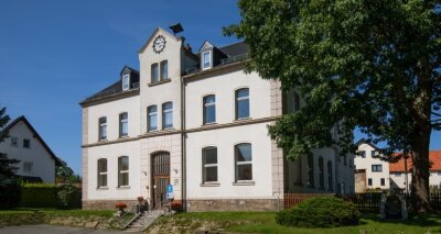 Reichenbacher Vereine bekommen Neubau als Domizil - Das Gebäude der ehemaligen Schule in Reichenbach hat perspektivisch als Kommunale Begegnungsstätte ausgedient. 