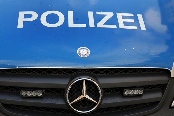 Reifendiebe verursachen 25.000 Euro Schaden in Autohaus in Limbach-Oberfrohna - 
