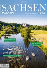 Reisemagazin macht Lust auf Region an der Mulde - Das Sachsenmagazin 2022 mit der Mulde bei Rochlitz als Titelbild. 