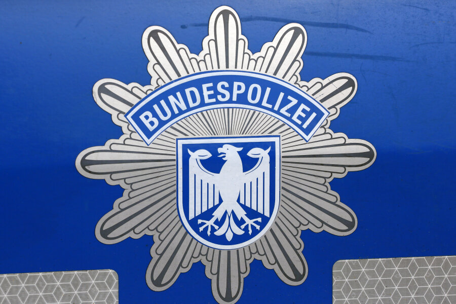 Reitzenhain: Bundespolizei ermittelt wegen illegaler Einreise - 