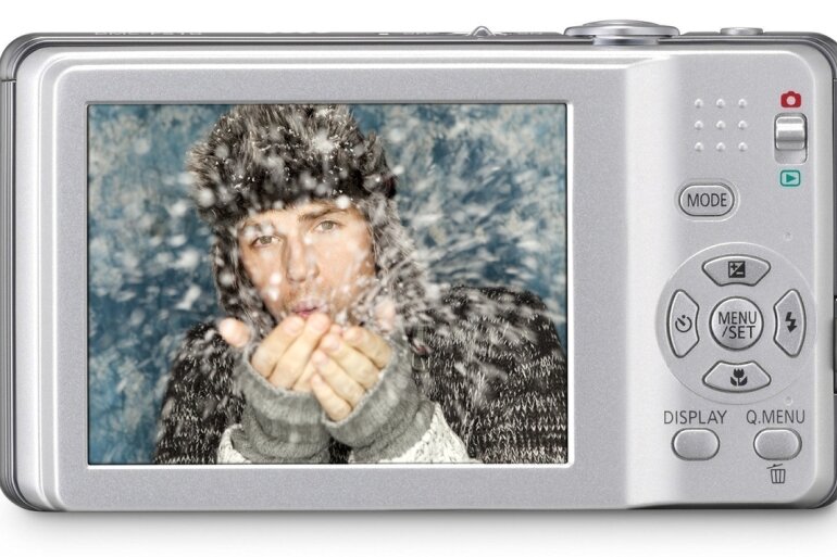 
              <p class="artikelinhalt">Fotografieren von Winterlandschaften und bei Kälte ist besonders anspruchsvoll. </p>
            