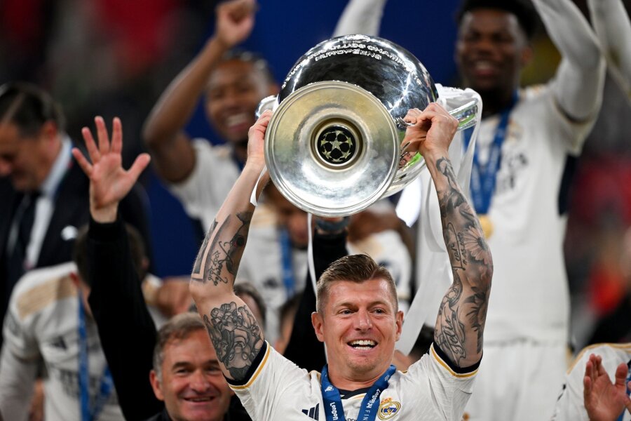 Rekord zum Abschied: Kroos geht als Real-Legende - Kroos gehört nun zu den fünf Rekordsiegern des wichtigsten europäischen Vereinstitels.