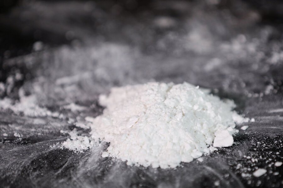 Rekordzahl von Drogenlaboren entdeckt - Die Nachfrage nach Drogen steigt.