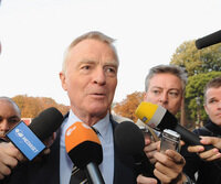Renault kommt mit Bewährungsstrafe davon - FIA-Präsident Max Mosley in Paris