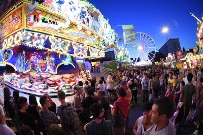 Renft und Groove Coverage spielen auf Stadtfest Chemnitz - Vergangenes Jahr lockte das Stadtfest 220.000 Besucher an. Die diesjährige Auflage steigt vom 25. bis 27. August.