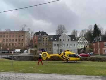 Rettungshubschrauber landet in Kirchberg - 