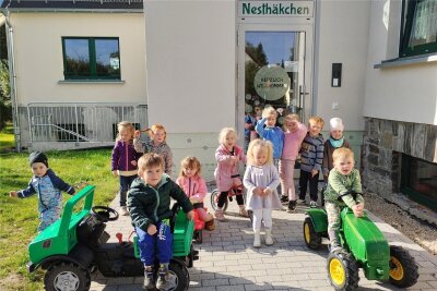 Reuther Kindergarten Nesthäkchen wieder in Kinderhand - Die Kinder der Gruppe Drehturm freuen sich über den schönen hellen Kindergarten.