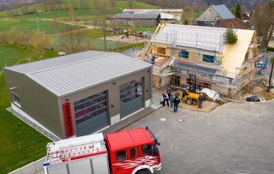 Richtfest in Streckewalde: Neues Feuerwehr- und Vereinsgebäude nimmt Form an - 