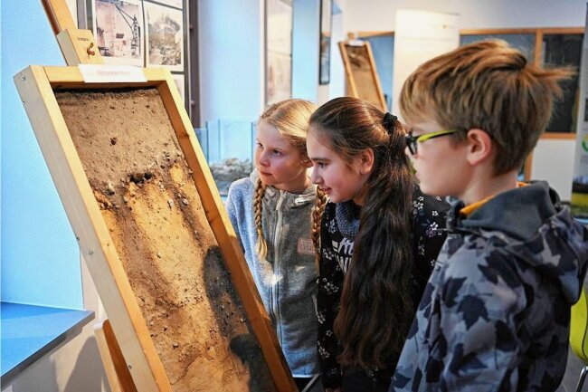 Rochlitzer Berg: Stadt will Schulklassen locken - Das Porphyrhaus auf dem Rochlitzer Berg ist auch Anlaufpunkt für Schüler, so wie 2022. 