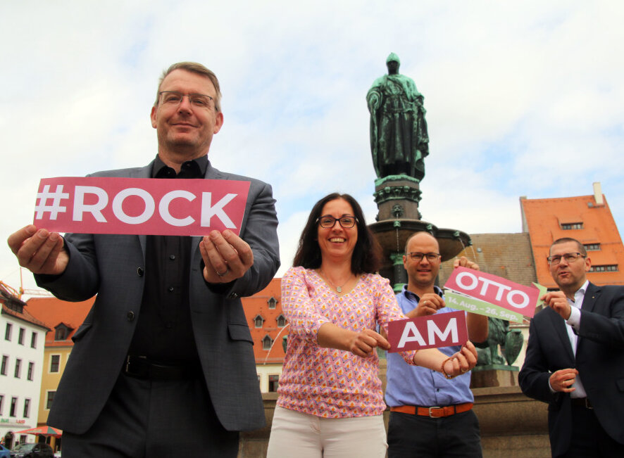 Sven Krüger, Anja Fiedler, David Bojack und Holger Scheich (v.l.) werben für das neue Veranstaltungsformat "Rock am Otto"