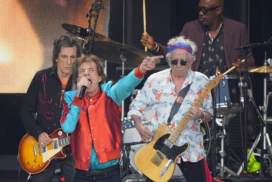 Das Dreigestirn Ron Wood, Mick Jagger und Keith Richards auf der Berliner Waldbühne. 