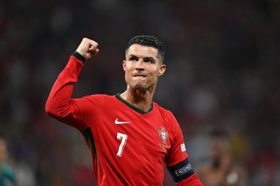 Ronaldo-Grüße in der Nacht: "Bis zum Ende, Portugal" - Portugals Cristiano Ronaldo jubelt nach dem Spiel.