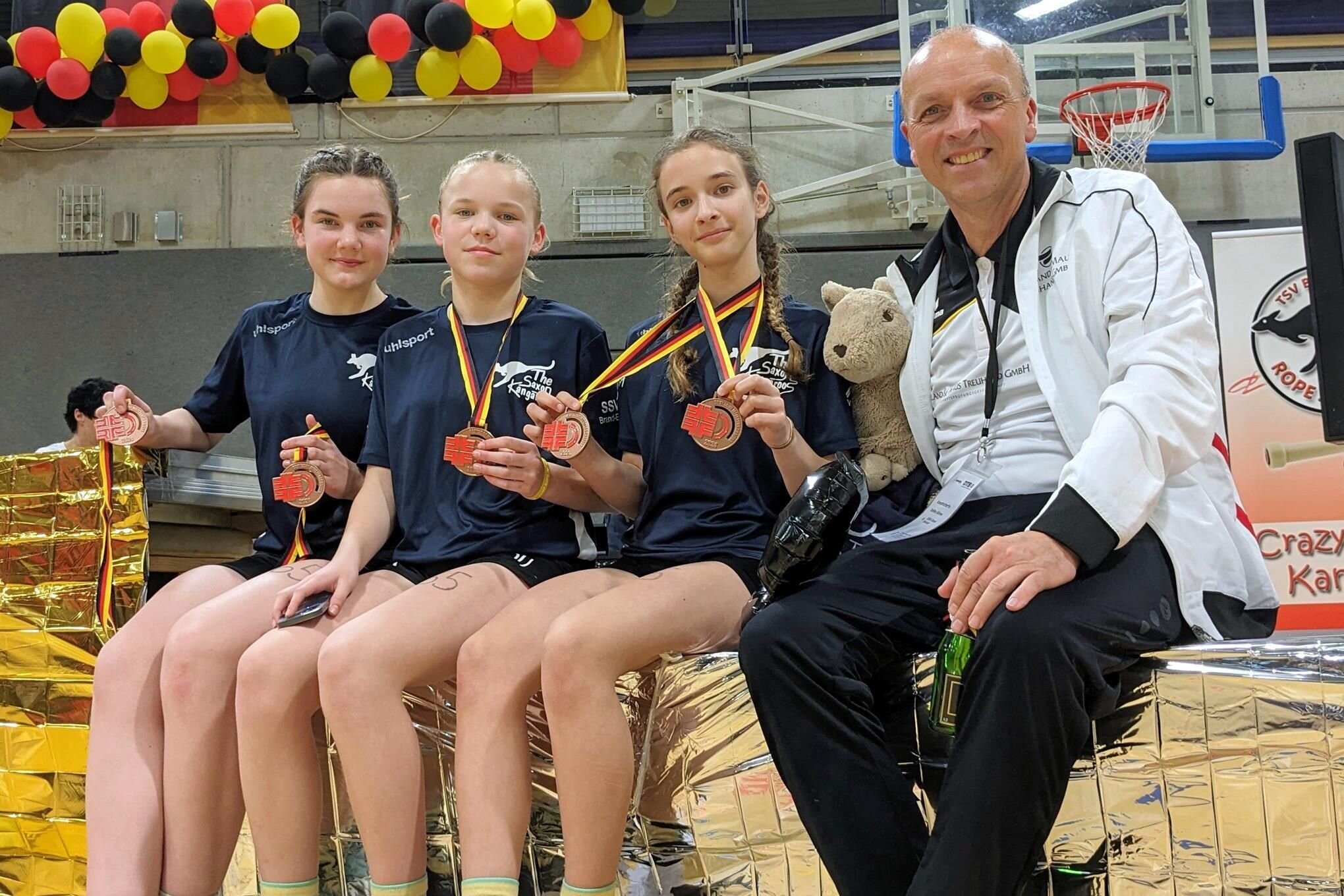 Rope Skipping Kangaroos aus BrandErbisdorf hüpfen bei Deutscher