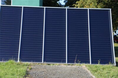 Rosenberger Unternehmen plant auf ehemaliger Deponie in Weischlitz den Bau einer Fotovoltaikanlage - Erneuerbare Energie mit Fotovoltaik soll in Weischlitz gewonnen werden.