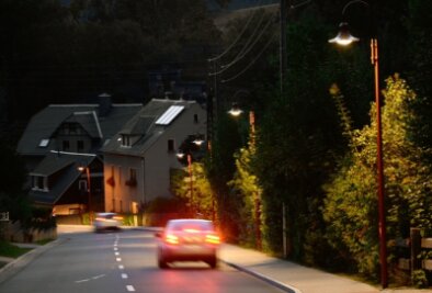 Rot-Rot-Grün drängt auf Einsatz von LED-Technik in Straßenleuchten - 