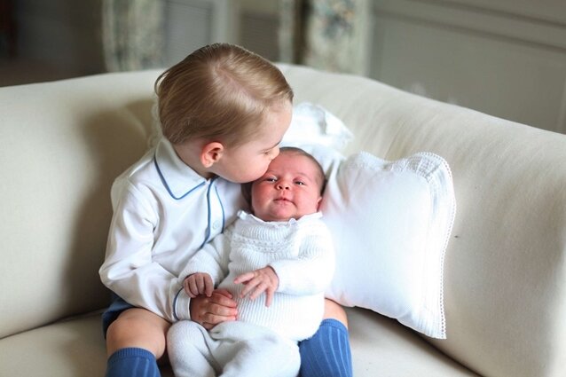 Royal-Geschwister: Erste Fotos von George und Charlotte sind da - 