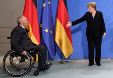 Rückendeckung für Merkel - Schäuble gegen Debatte zur Verschärfung der deutschen Grenzkontrollen - 