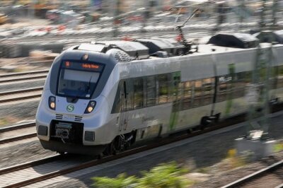 S-Bahn-Fahrgäste zwischen Zwickau und Leipzig saßen stundenlang im Zug fest - 