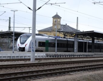 S-Bahn nach Leipzig fährt erst 2026 - Bis im Reichenbacher Bahnhof S-Bahnen von und nach Leipzig halten, wird es noch lange dauern. 