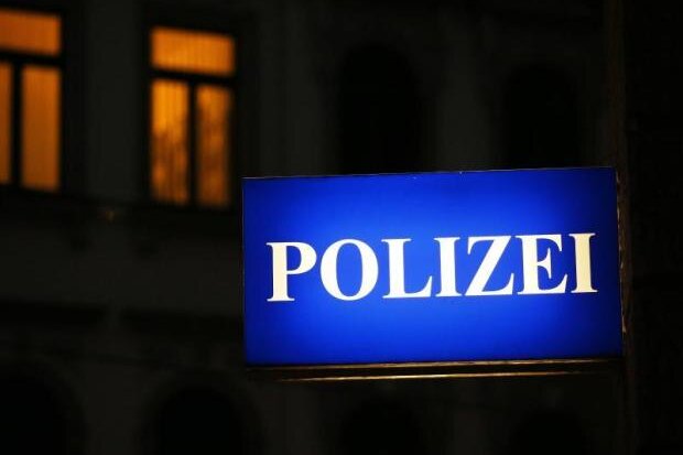 Sachsen: Polizei registriert 2020 mehr Fälle häuslicher Gewalt   - 